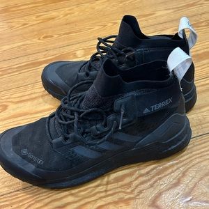 Adidas Terrex Free Hiker GORE-TEX HIKING SHOE - Men’s size 11